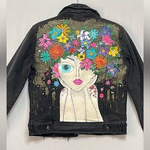 S O L D❗️❗️❗️Black denim jacket. New!!! intervened with DIY design Brand ZARA.